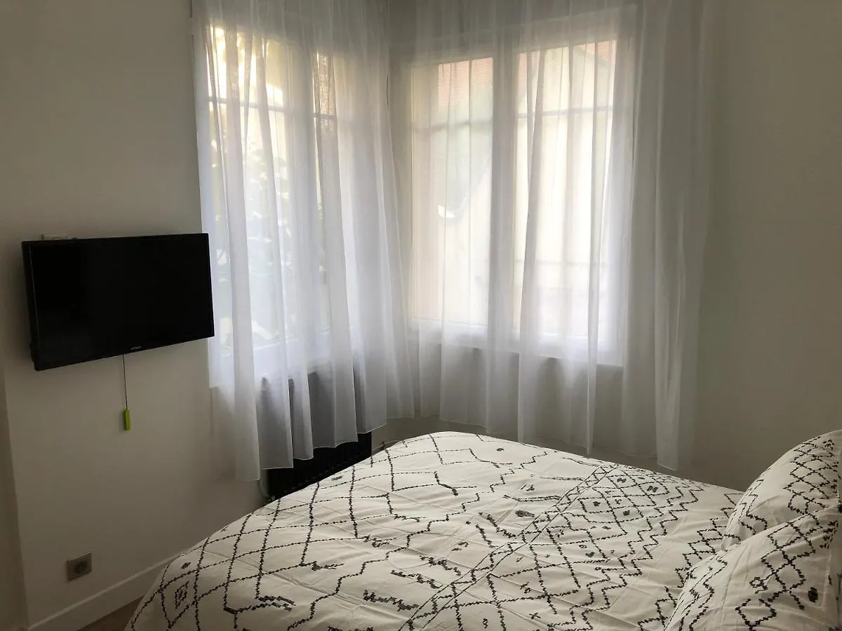 Apartman Grand Logement Quartier Championnet