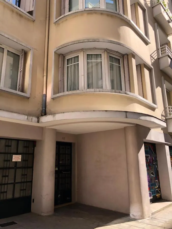Grand Logement Quartier Championnet 0*, Grenoble France